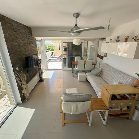Oaza - 140m From The Sea, Big Terrace & Garage * Mandre