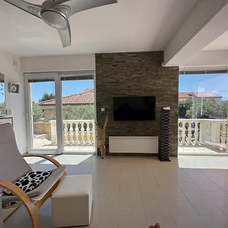 Oaza - 140m From The Sea, Big Terrace & Garage *