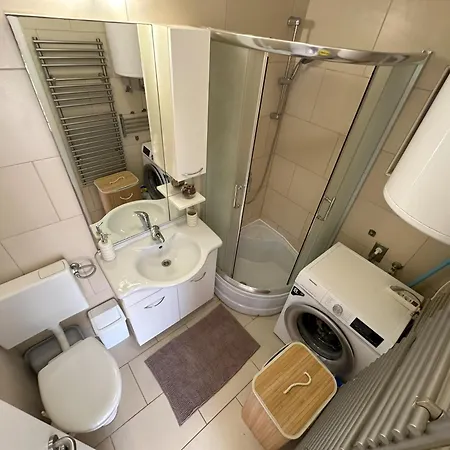 Oaza - 140m From The Sea, Big Terrace & Garage Apartment